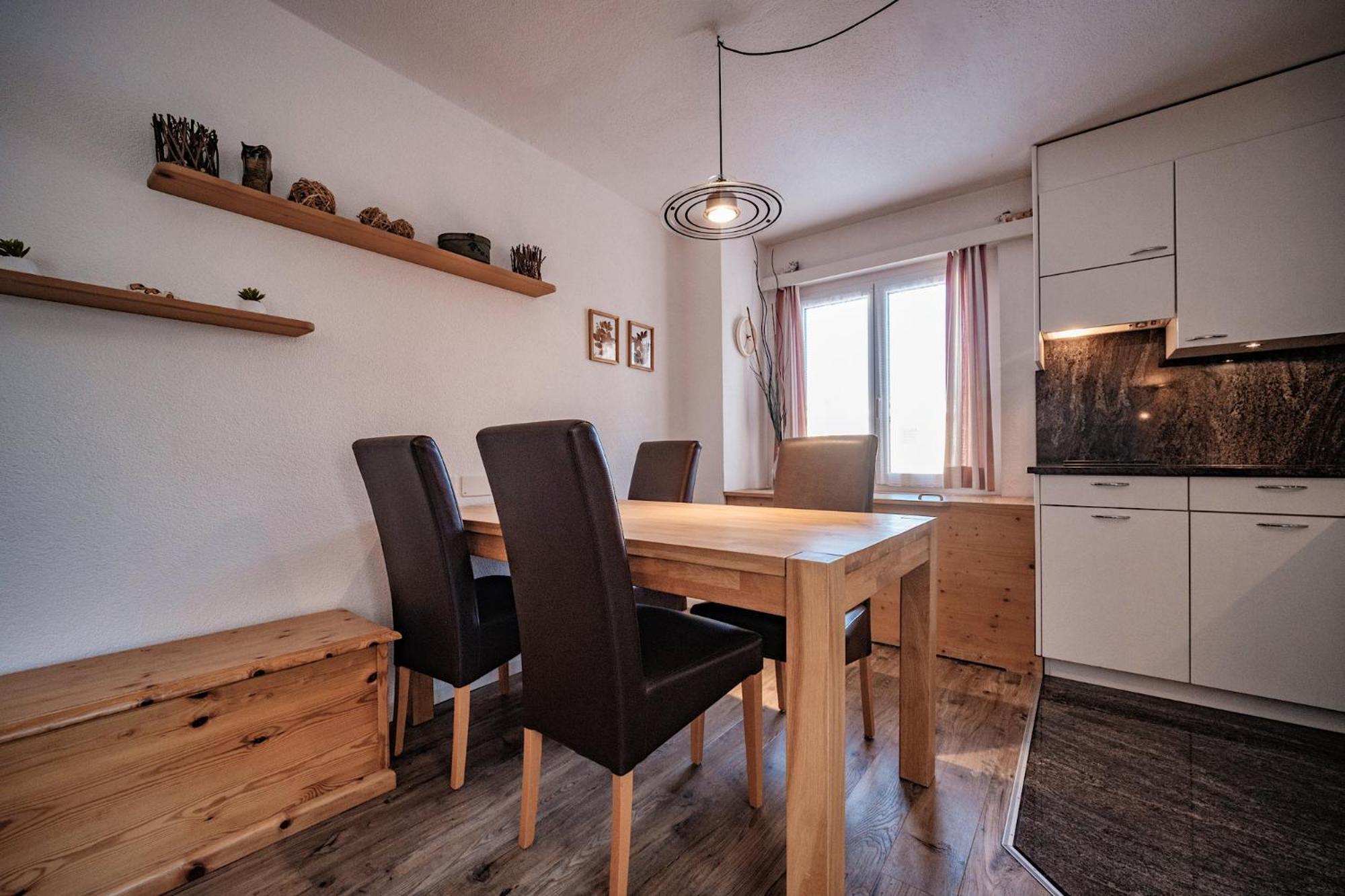Paradies 210 *